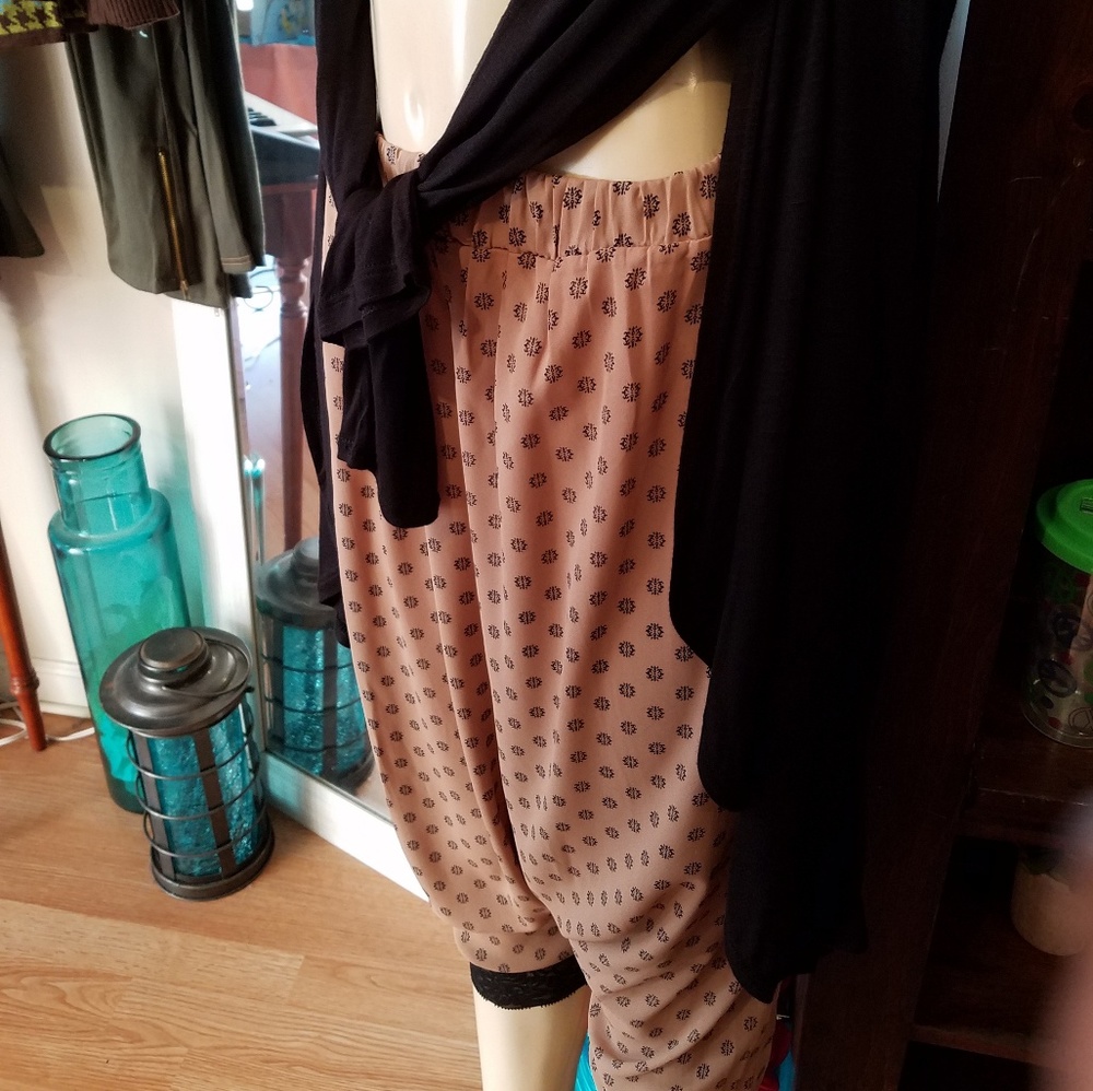 Drop crotch pants